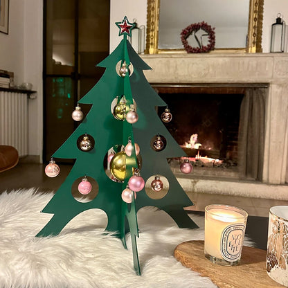 sapin de Noël en métal design avec boules
	•	sapin de Noël démontable réutilisable
	•	sapin de Noël en acier Made in France